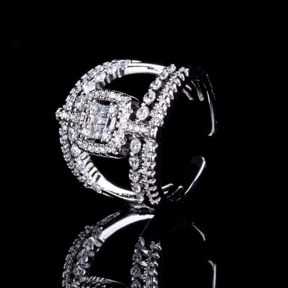 18k White Gold Diamond Ring Pave Diamond Statement Ring - Picture 7 of 8